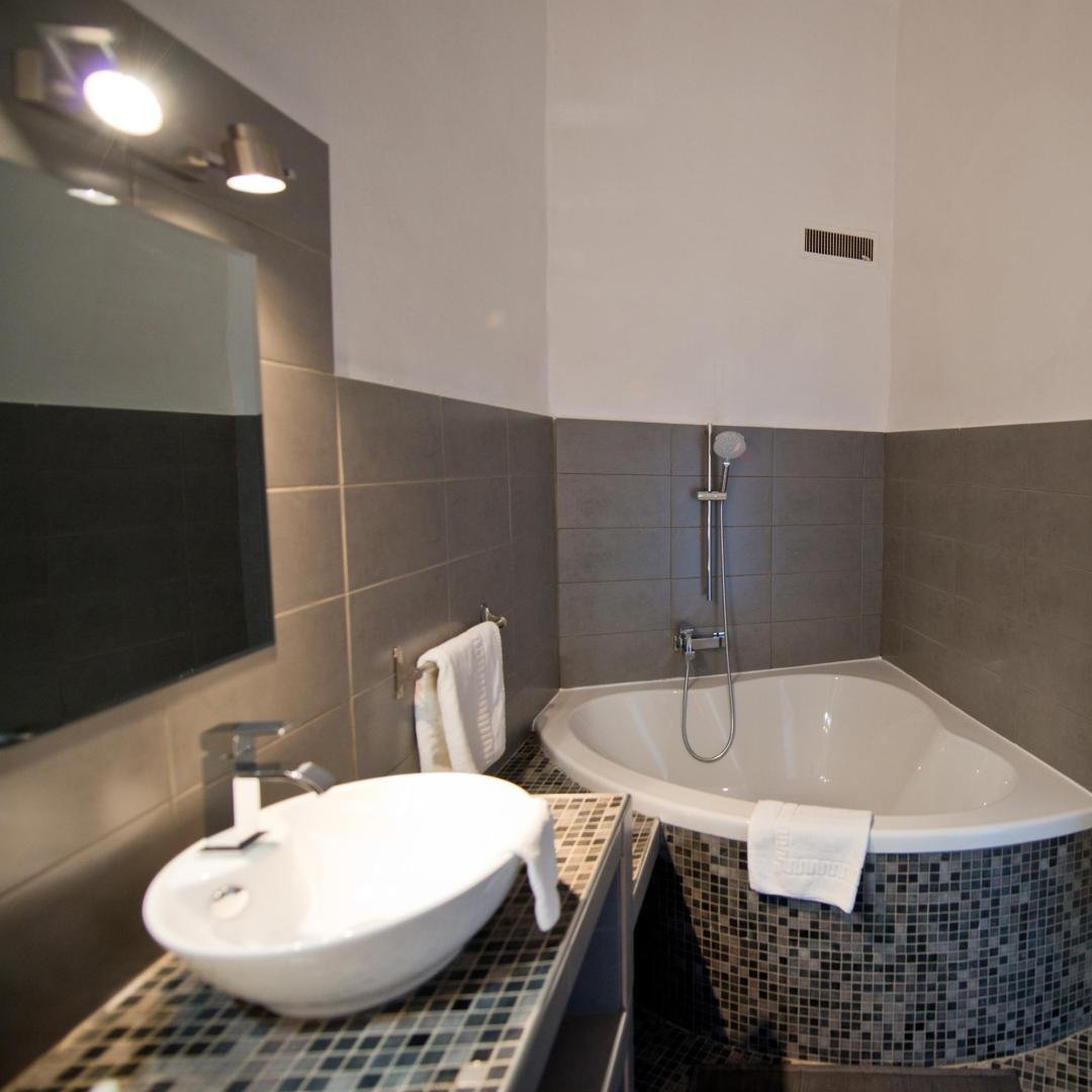 Hôtel, Vacances ARPAILLARGUES, GARD Hôtel, Vacances ARPAILLARGUES, GARD